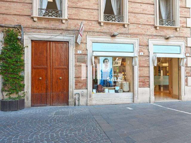 Ufficio in vendita a San Giorgio, Teramo