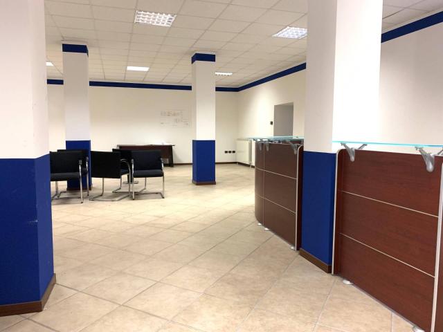 Ufficio in vendita a Biumo Superiore, Varese