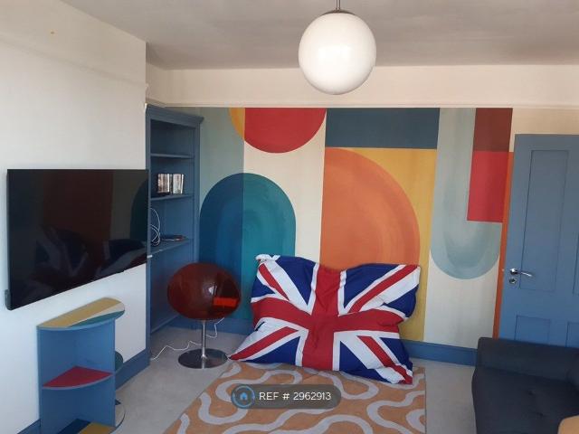 House for rent in London Borough of Ealing, Hanwell