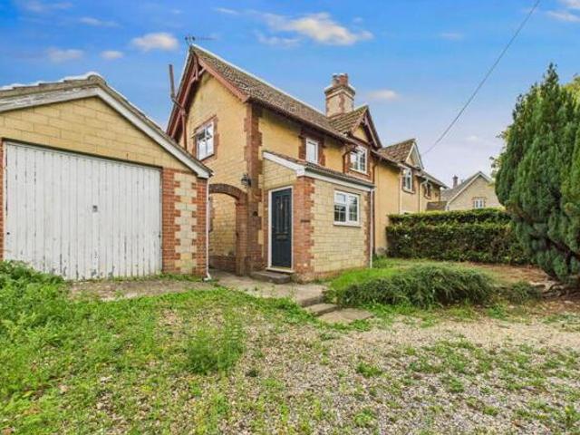 House for sale in Calne, Wiltshire
