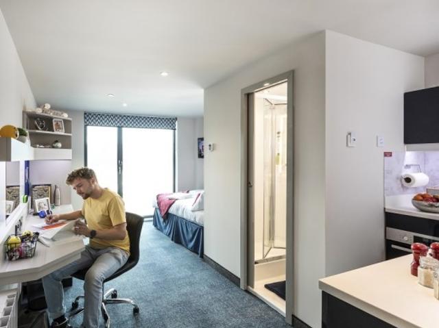 Room for rent in Old Lenton, Haddon