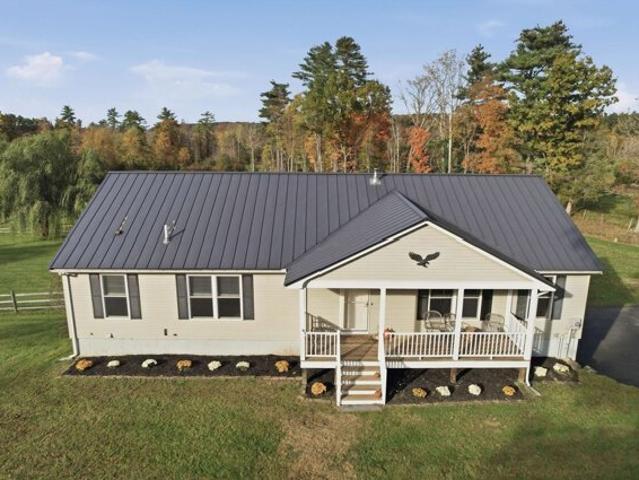House for sale in East Kingston, Rockingham County