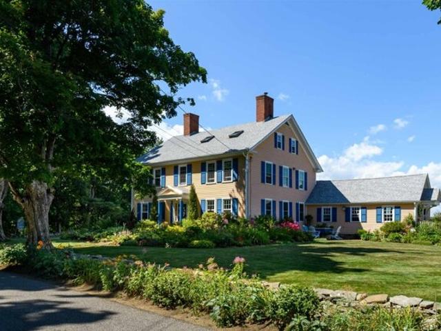 House for sale in New Hampshire