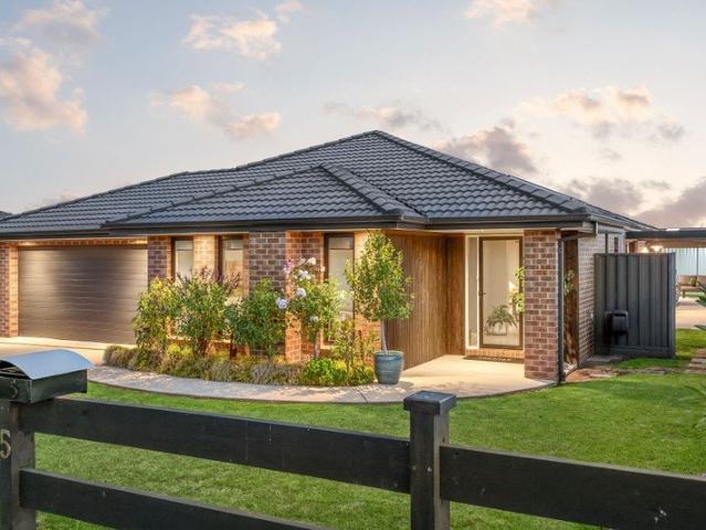House for sale in Cobden, Victoria