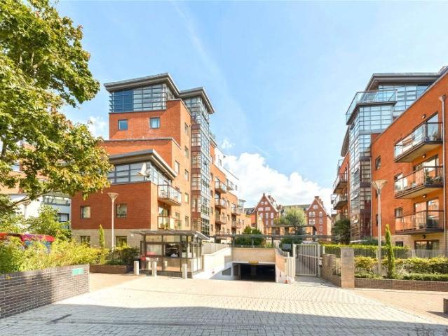Apartment for rent in Greater London