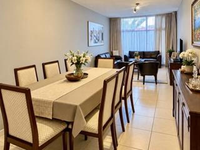 Apartment for rent in Glenhazel, Johannesburg