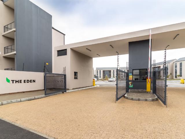 Apartment for rent in Cape Town Ward 107, City of Cape Town