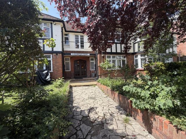 Apartment for rent in London Borough of Lewisham, Lower Sydenham