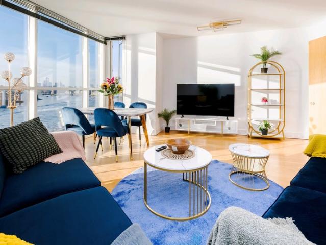 Apartment for rent in Canary Wharf, Greater London