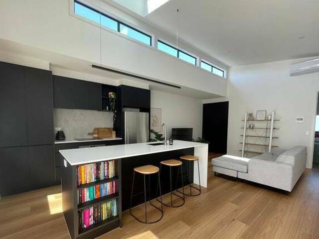 House for rent in Victoria