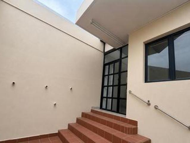 Apartment for rent in Seaview, Kwazulu-natal