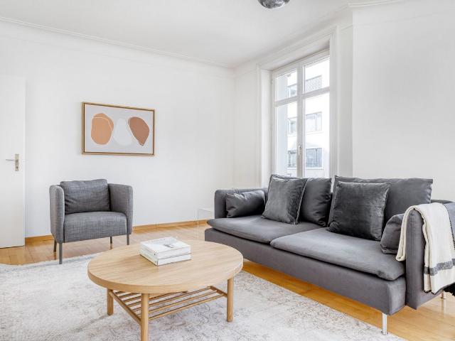 Apartment mieten in Einigen, Zürich