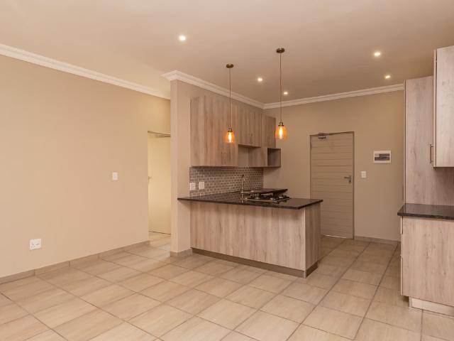 Apartment for rent in Robin Acres, Randburg