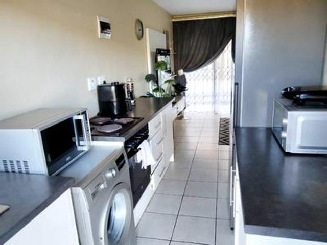Apartment for rent in Seaview, Kwazulu-natal