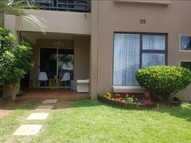 Townhouse for rent in Vosloorus, Gauteng