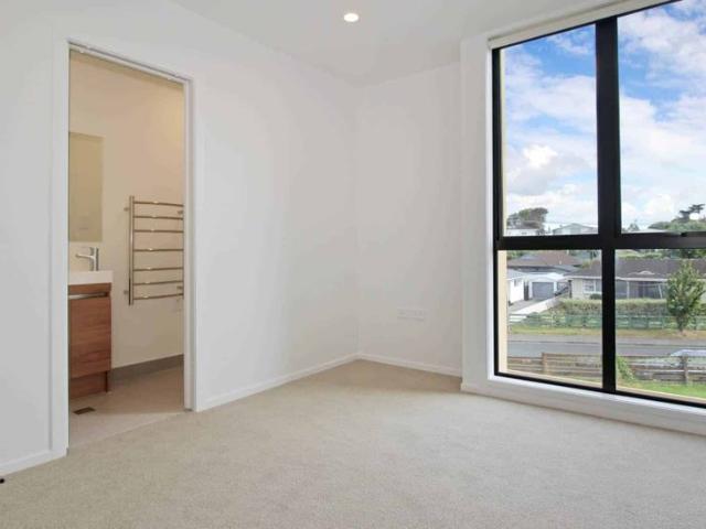 Townhouse for rent in Mount Wellington