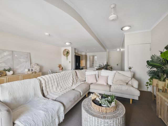 Townhouse for sale in Douglas, Queensland