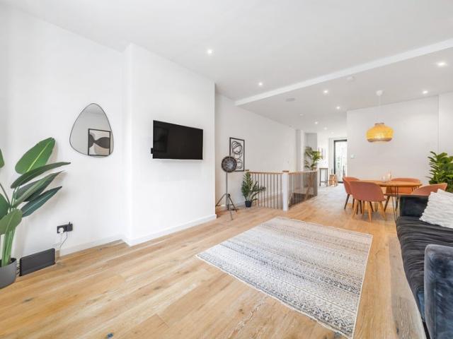 Apartment for rent in London Borough of Lewisham, Greater London