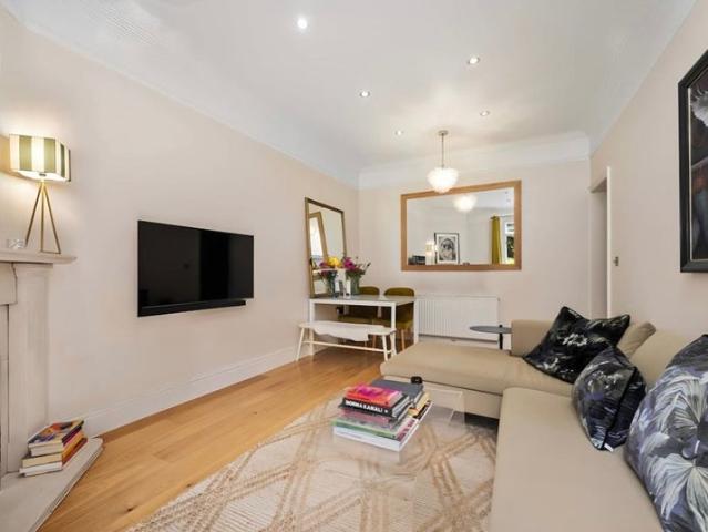 Apartment for rent in West Hampstead, Isle Of Man