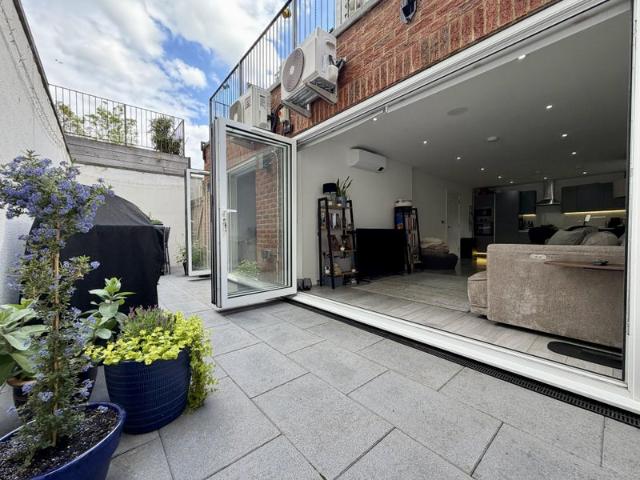 Apartment for rent in London Borough of Croydon, Greater London