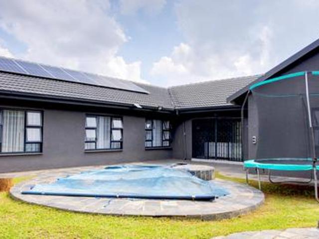 House for sale in Nooitgedacht, Gauteng