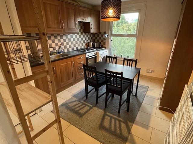 Apartment for rent in Maida Hill, Greater London