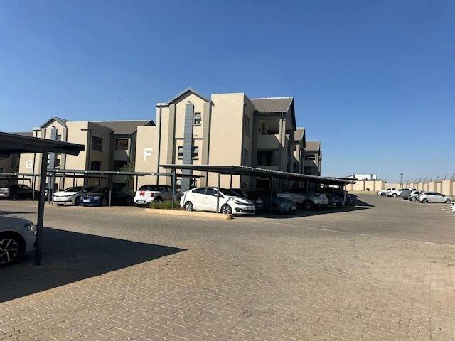 Apartment for rent in Nooitgedacht, Gauteng