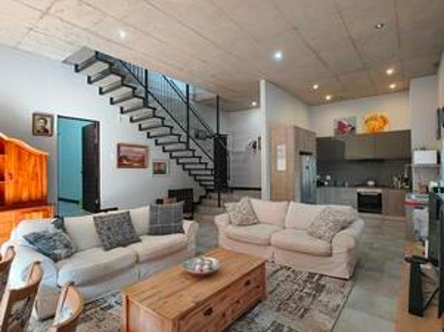 Apartment for sale in Waterkloof, Gauteng