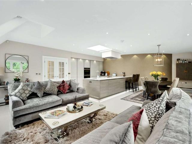 Apartment for rent in Sunningdale