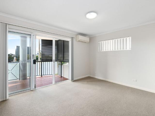 Apartment for rent in Kangaroo Point, Greater Brisbane