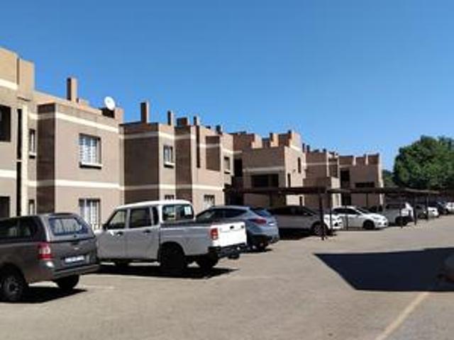 Townhouse for rent in Ekurhuleni, Gauteng