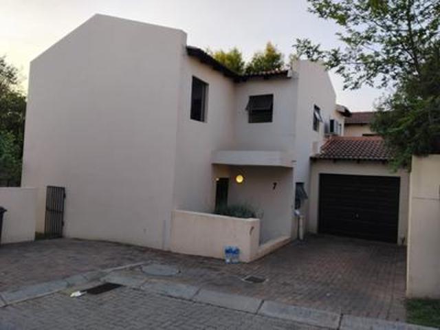House for rent in Sandton, City of Johannesburg Metropolitan Municipality