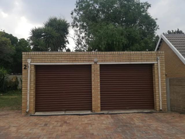Townhouse for rent in Johannesburg, West