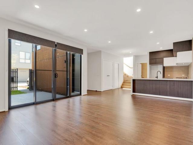 Townhouse for rent in Camerons Creek, Victoria