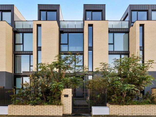 Townhouse for rent in Camerons Creek, Victoria