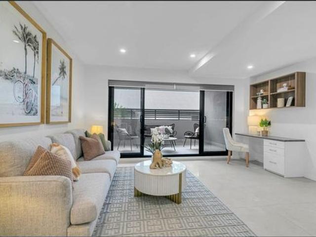 Townhouse for rent in Toombul, Queensland