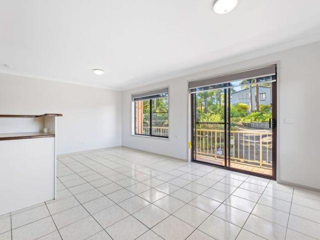 Townhouse for rent in Denhams Beach, New South Wales