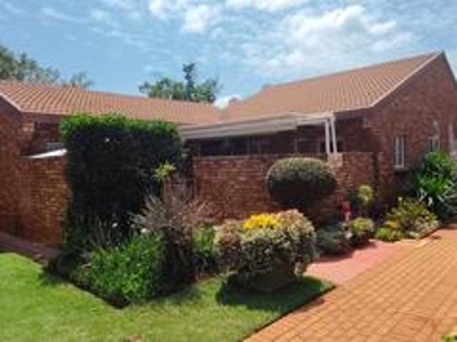Townhouse for sale in Akasia, Gauteng