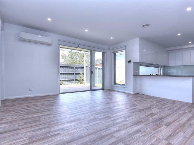 Townhouse for rent in Parkdale, Melbourne