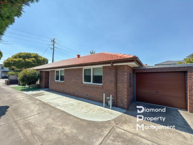 Townhouse for rent in Camerons Creek, Victoria