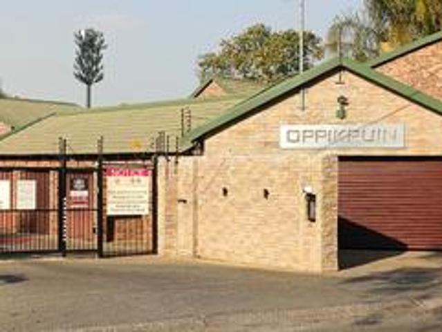 Townhouse for sale in Ekurhuleni, Gauteng