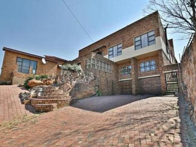 House for sale in Vosloorus, Gauteng