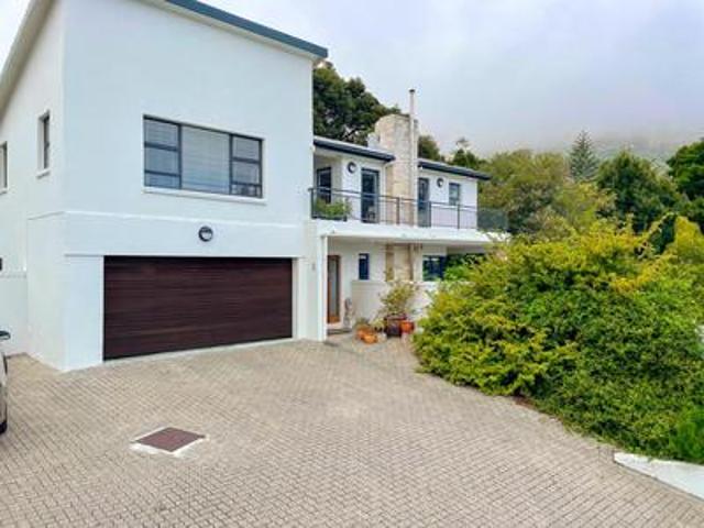 House for sale in Hout Bay, Western Cape