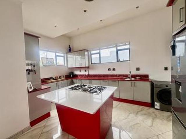 House for sale in Johannesburg, City of Johannesburg Metropolitan Municipality