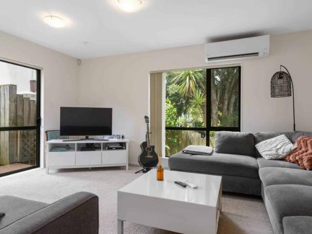 House for rent in Avondale, Oroua County