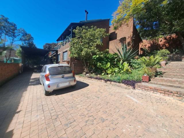 House for sale in Waterkloof, Gauteng