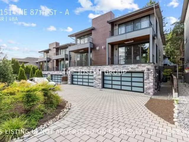 Condo for rent in Kirkland