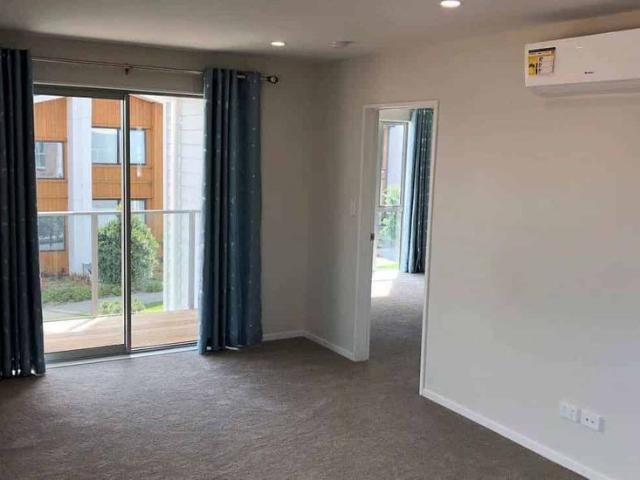 Townhouse for rent in Awhitu