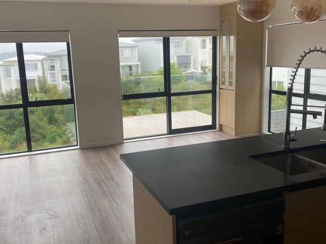 House for rent in Howick, Oroua County
