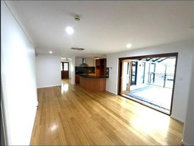 House for rent in Kallaroo, Western Australia